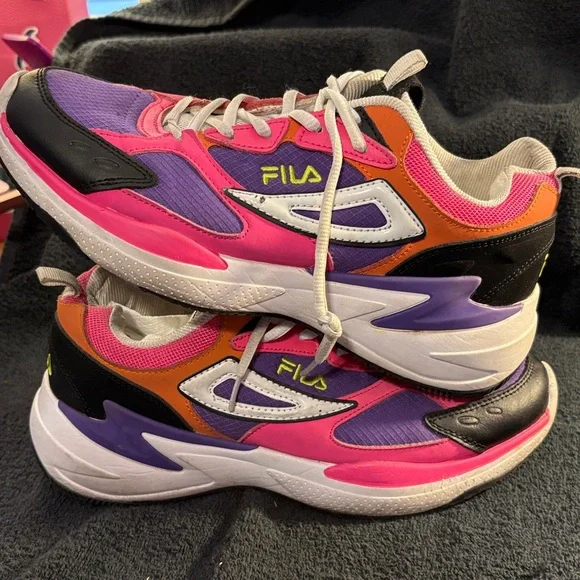 Fila Ray Tracer Apex sneakers. Fila Multicolor Athletic Shoes Size 10 - Picture 4 of 8